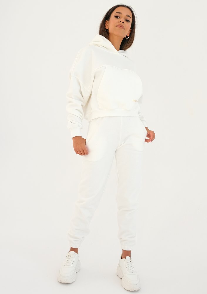 Loose - creamy loose fit sweatpants