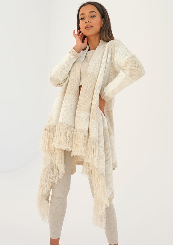 Lora - long beige checked cardigan