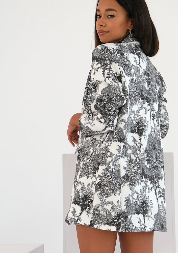 Chic - black palm print blazer