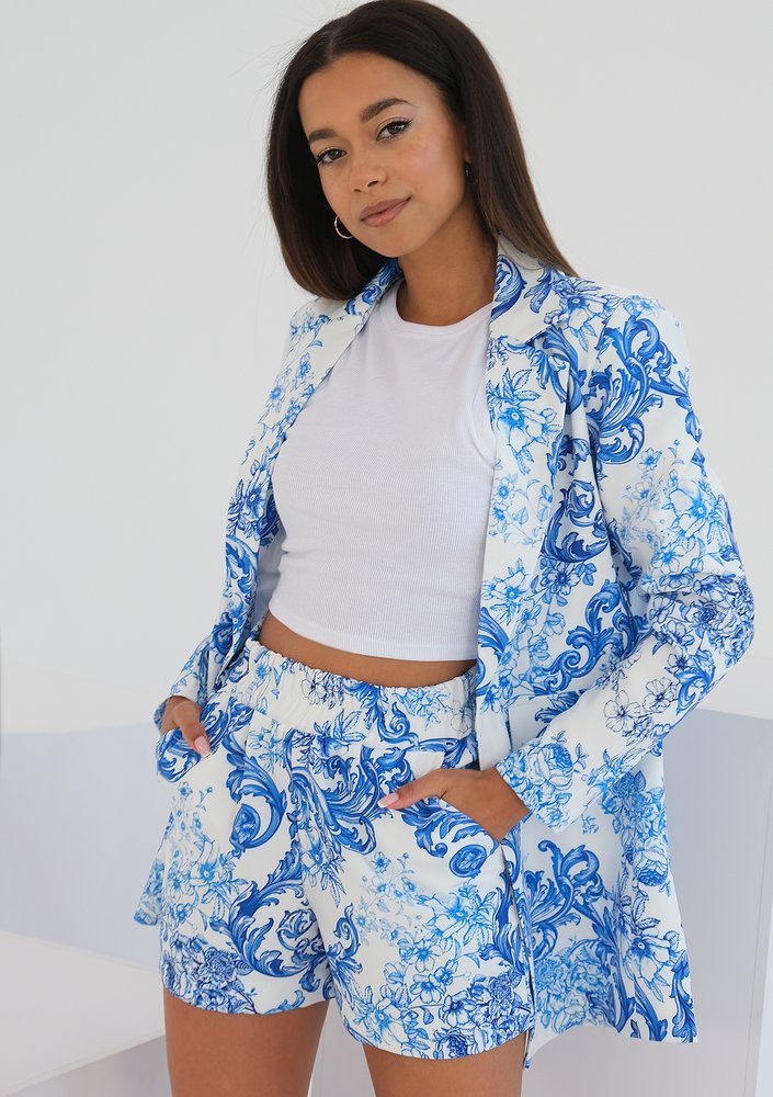 Keri - blue print shorts