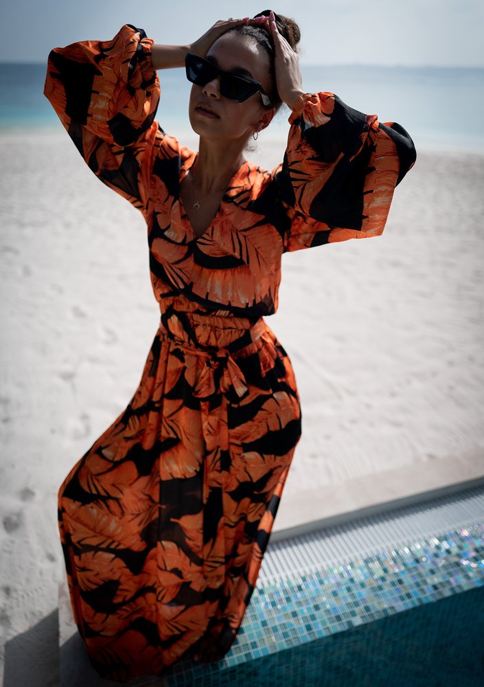 Adele - Sukienka maxi Orange Leaves