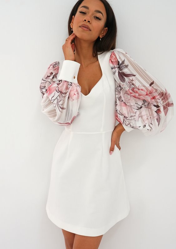 Nadia - Ecru mini dress with a peony printed sleeves