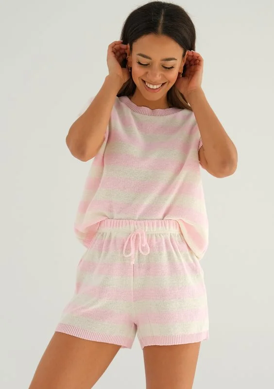 Kiko - Knitted pink striped shorts