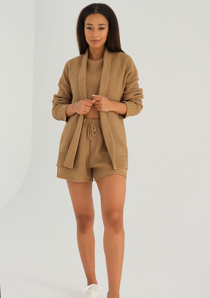 Yrsa - Lime camel knitted shorts