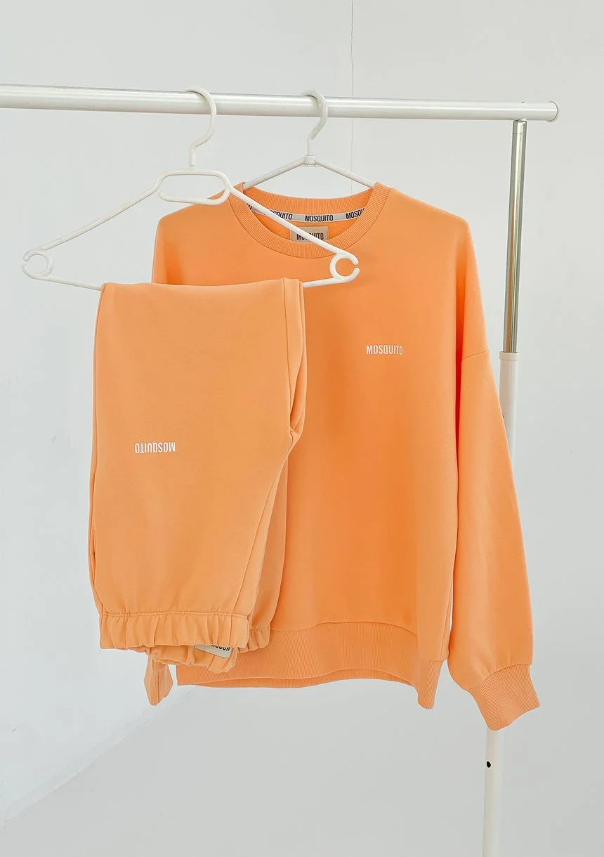 Pure - buff orange sweatshirt