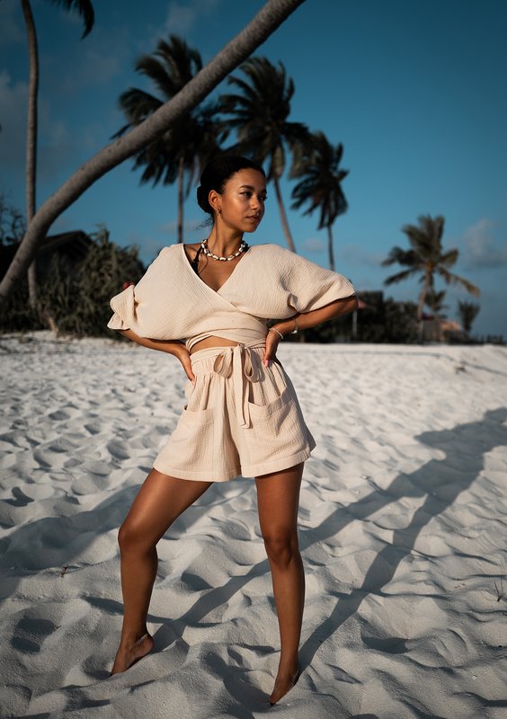 Omazi - Muślinowy top kremowy