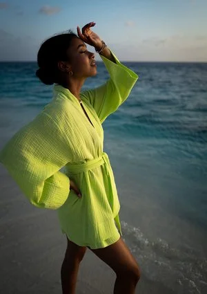 Pavla - Lime green muslin shorts