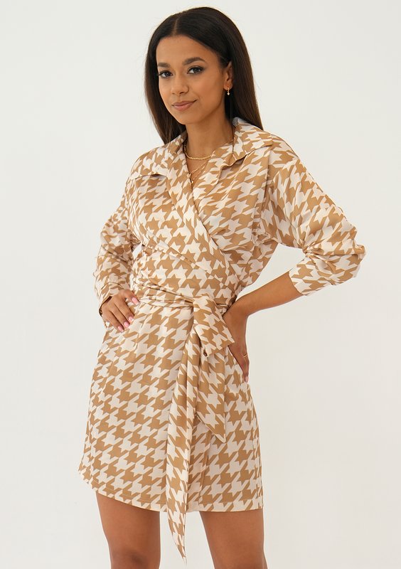 Suzie - Beige cheerful checked dress
