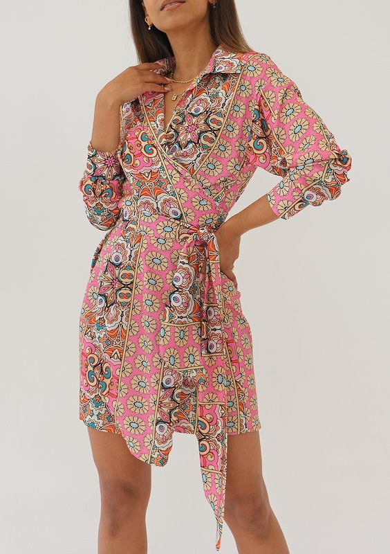 Suzie - Pink printed mini wrap dress