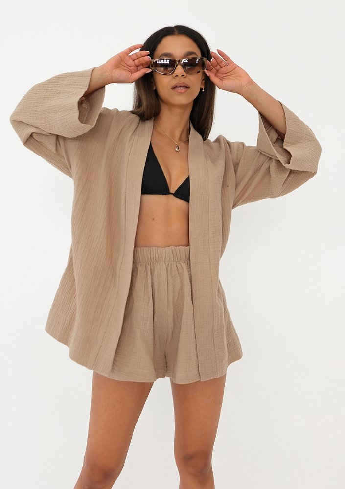 Pavla - Beige muslin shirt