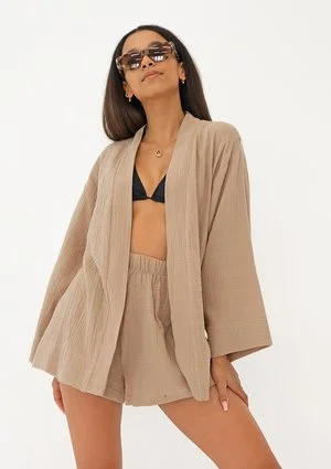 Pavla - Beige muslin shirt