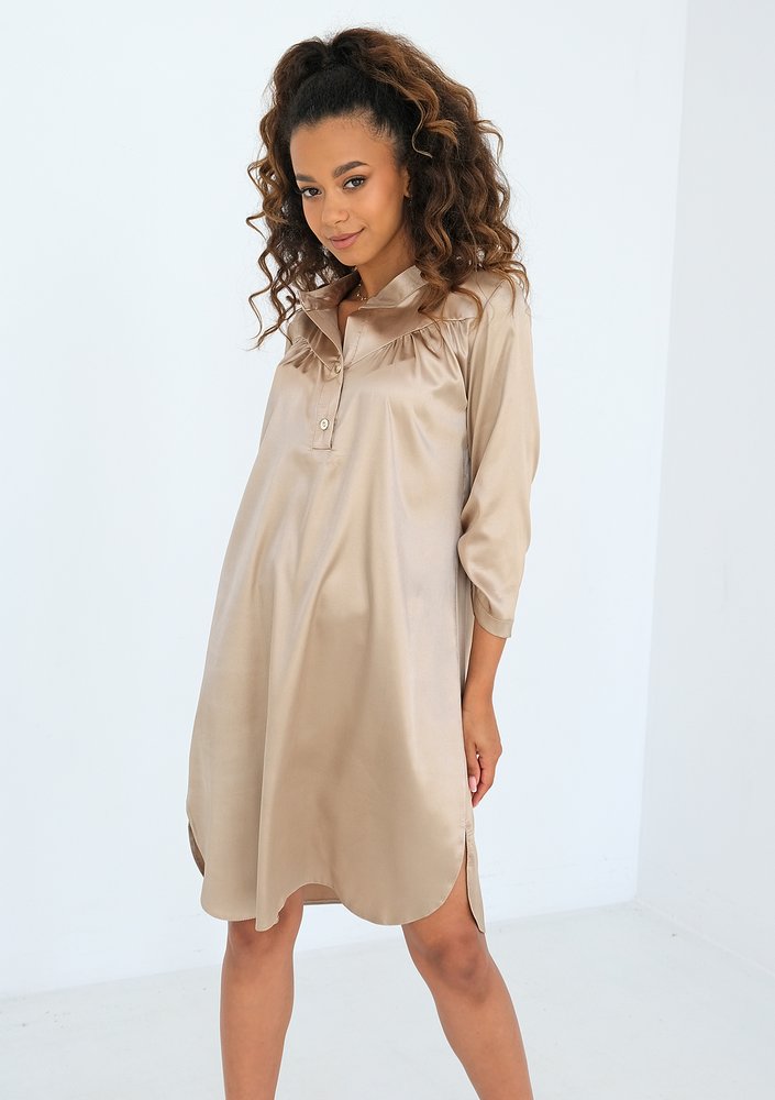 Loana - Beige satin mini shirt dress