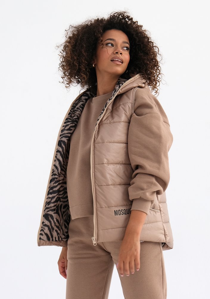 Vicky - Quilted beige zebra printed sleeveless jacket