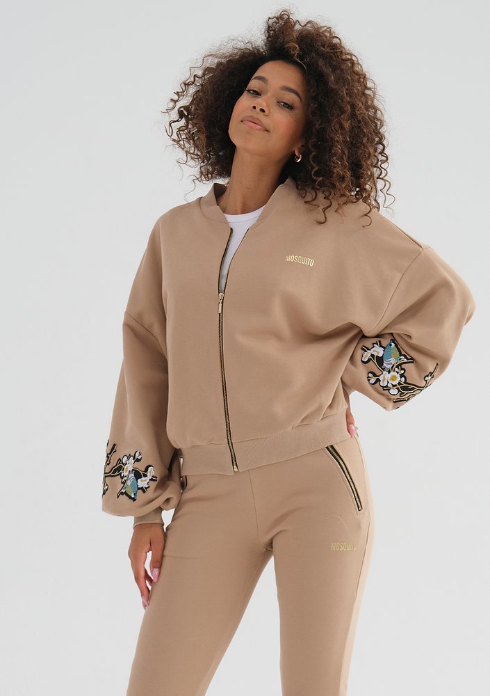 Kindy - Latte beige embroidered sweatshirt