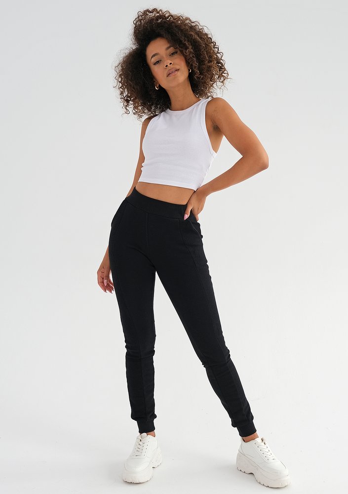 Muva - Black sweatpants