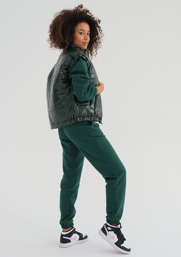 Abi - Quilted green sleeveless jacket