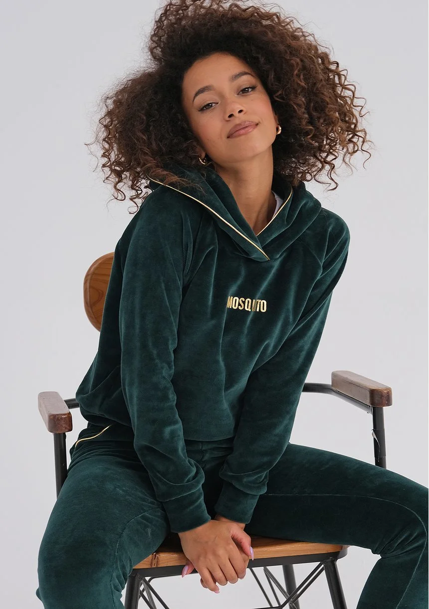 Queens - Green velvet hoodie