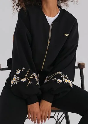 Kindy - Bluza z ozdobnym haftem Czarna