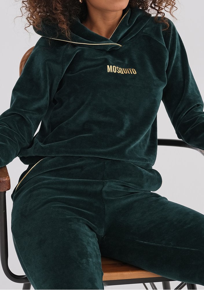 Queens - Green velvet hoodie