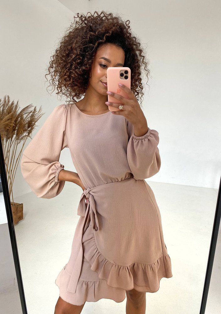 Lola - Shiny beige dress