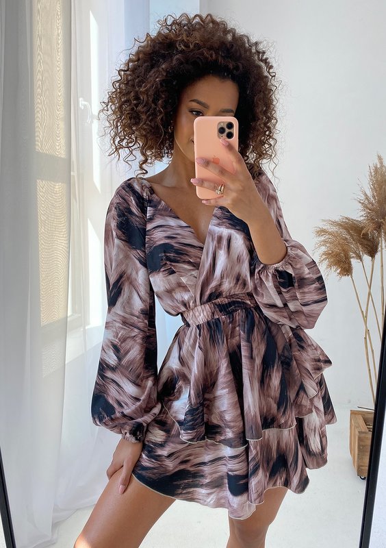 Nessa - Sukienka mini w print Brązowa