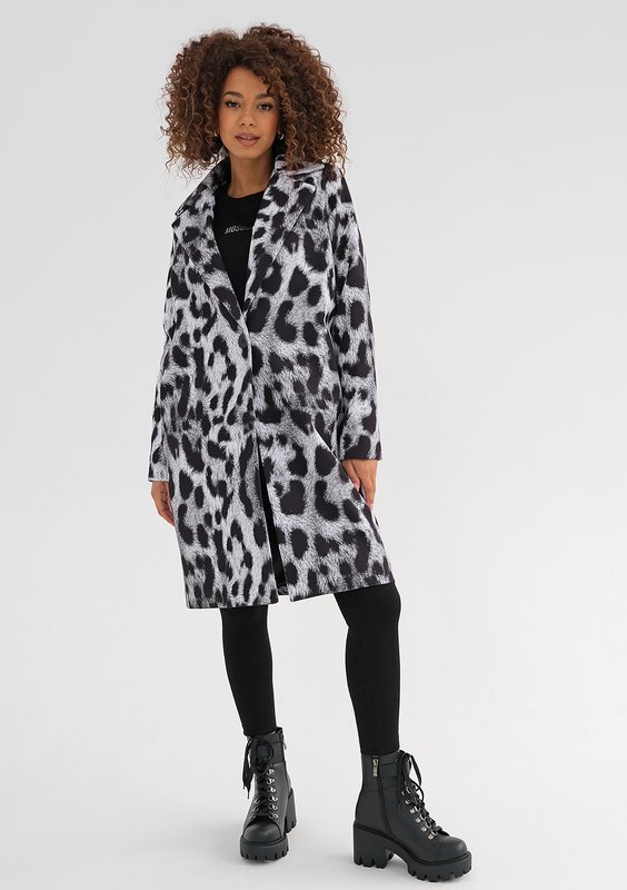 Moris - White leopard printed coat