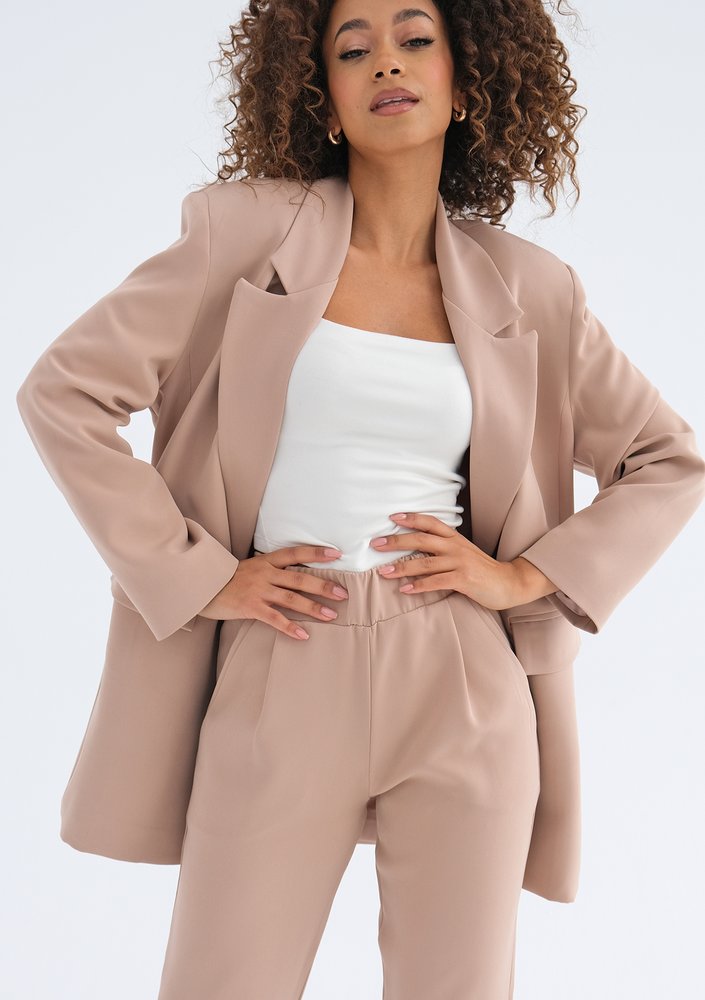 Gia - Nude blazer