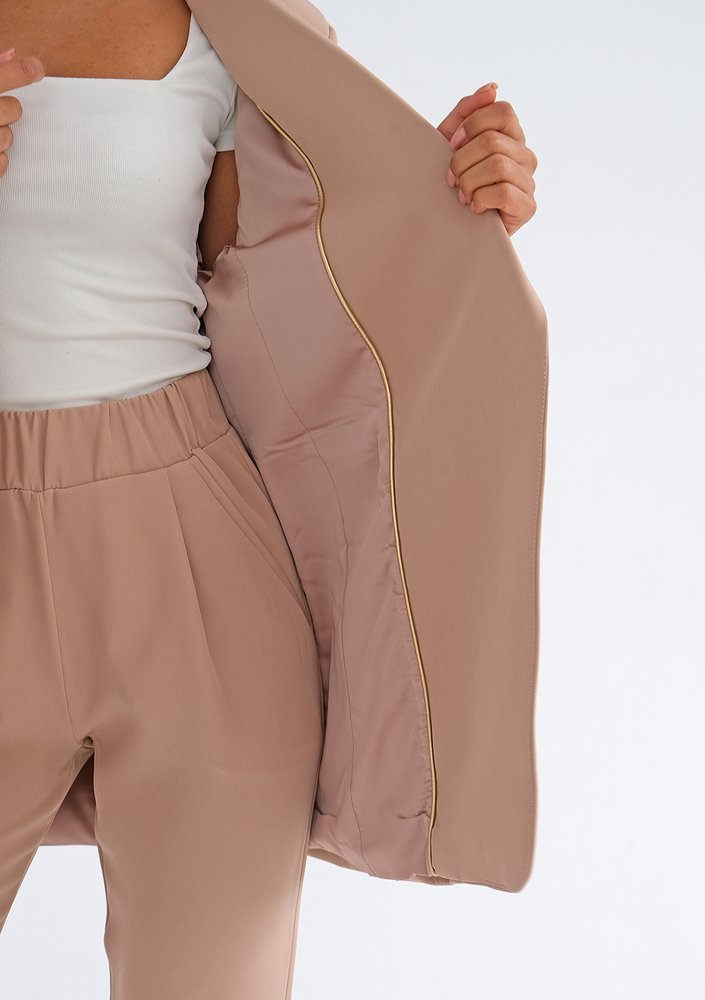 Gia - Nude blazer