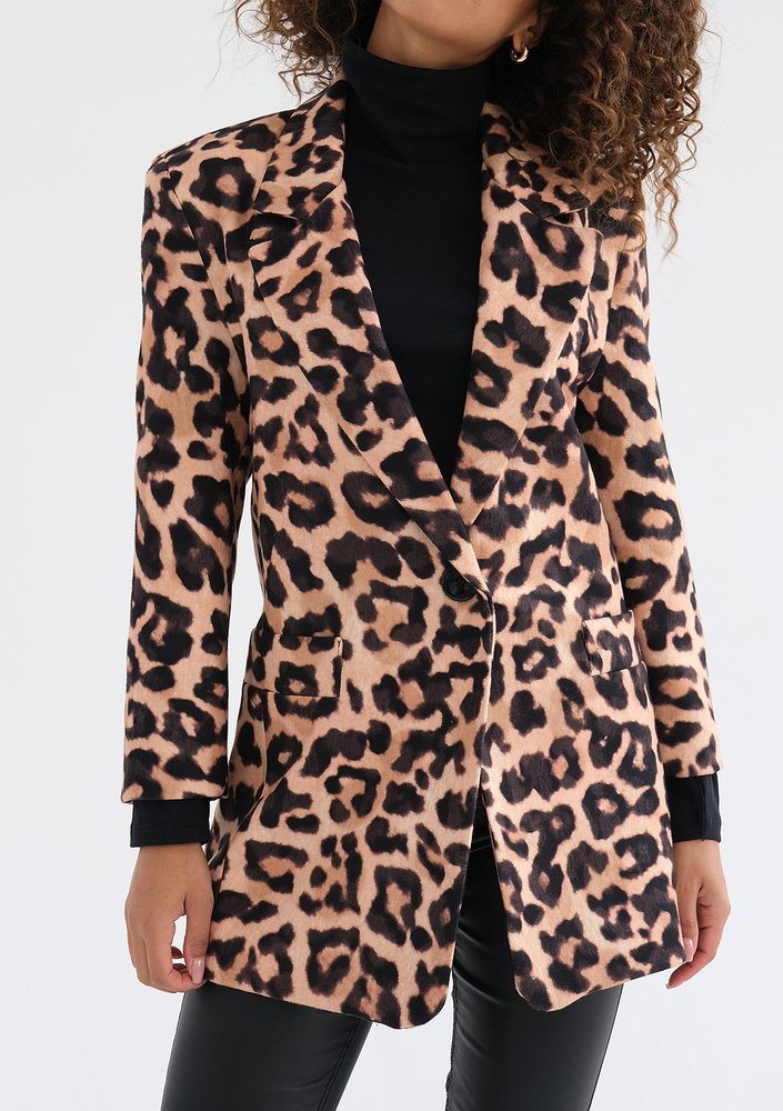 Zura - Beige leopard printed oversize blazer