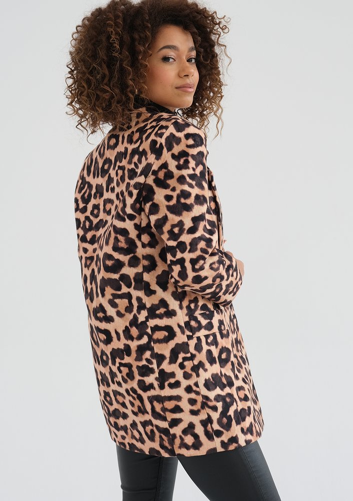 Zura - Beige leopard printed oversize blazer