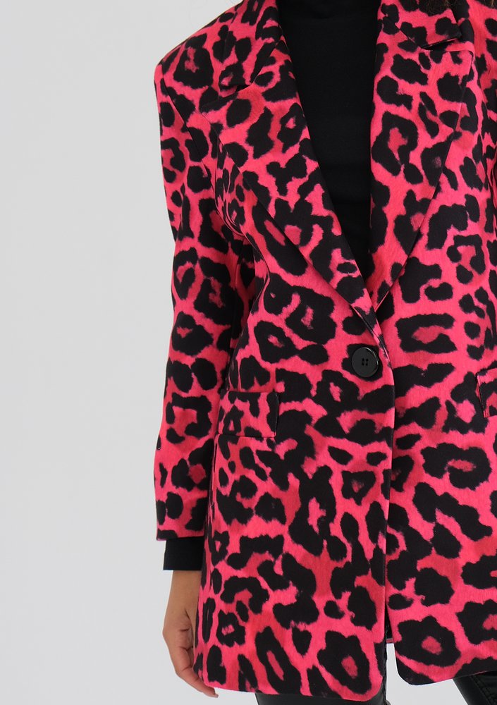 Zura - Pink leopard printed oversize blazer