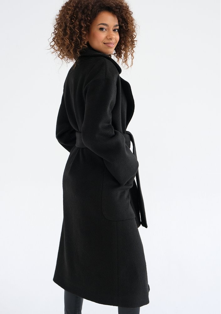 Sage - Black tied coat
