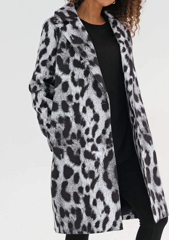 Moris - White leopard printed coat
