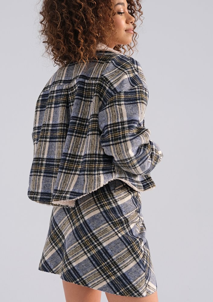 Shelly - Blue checked jacket