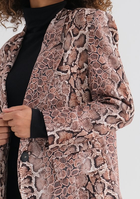 Gia  - Marynarka o męskim kroju Snake