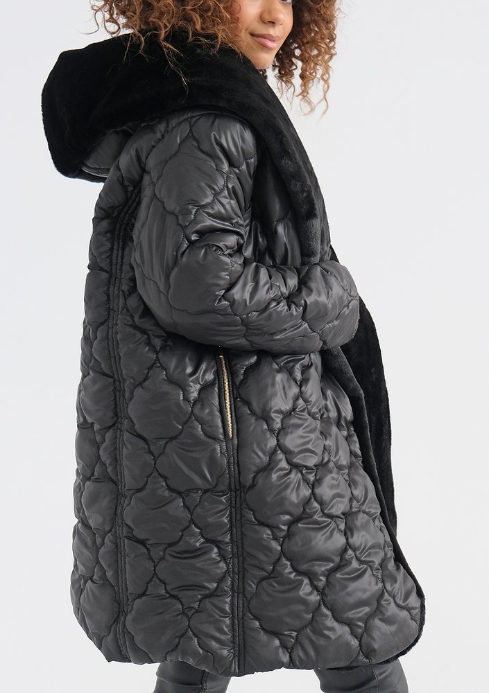 Numi - Black quilted tied coat