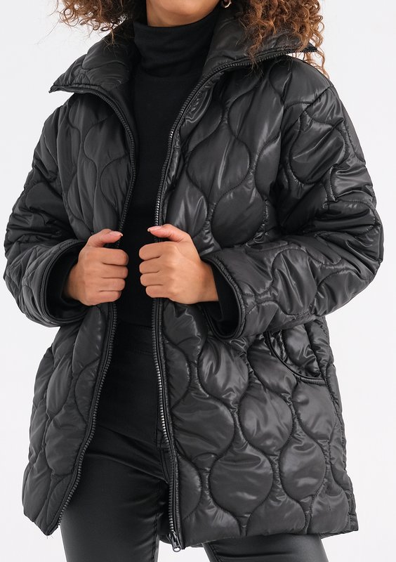 Rena - Long black quilted jacket