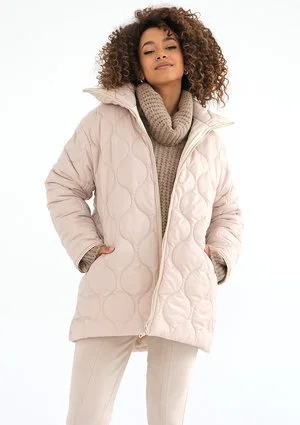 Rena - Long beige quilted jacket