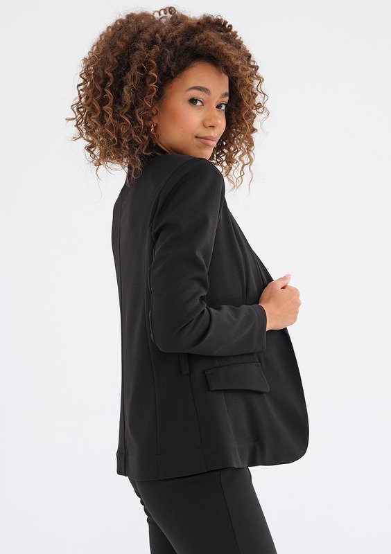 Goma - Black tied blazer