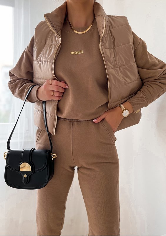 Vikkas - Quilted latte beige sleeveless jacket