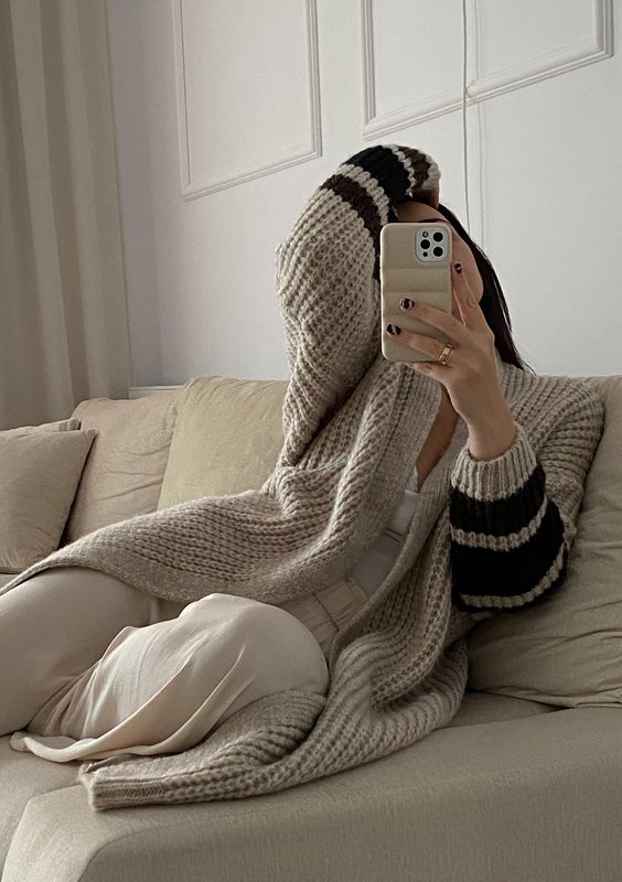 Vind - Long cardigan in dark stripes