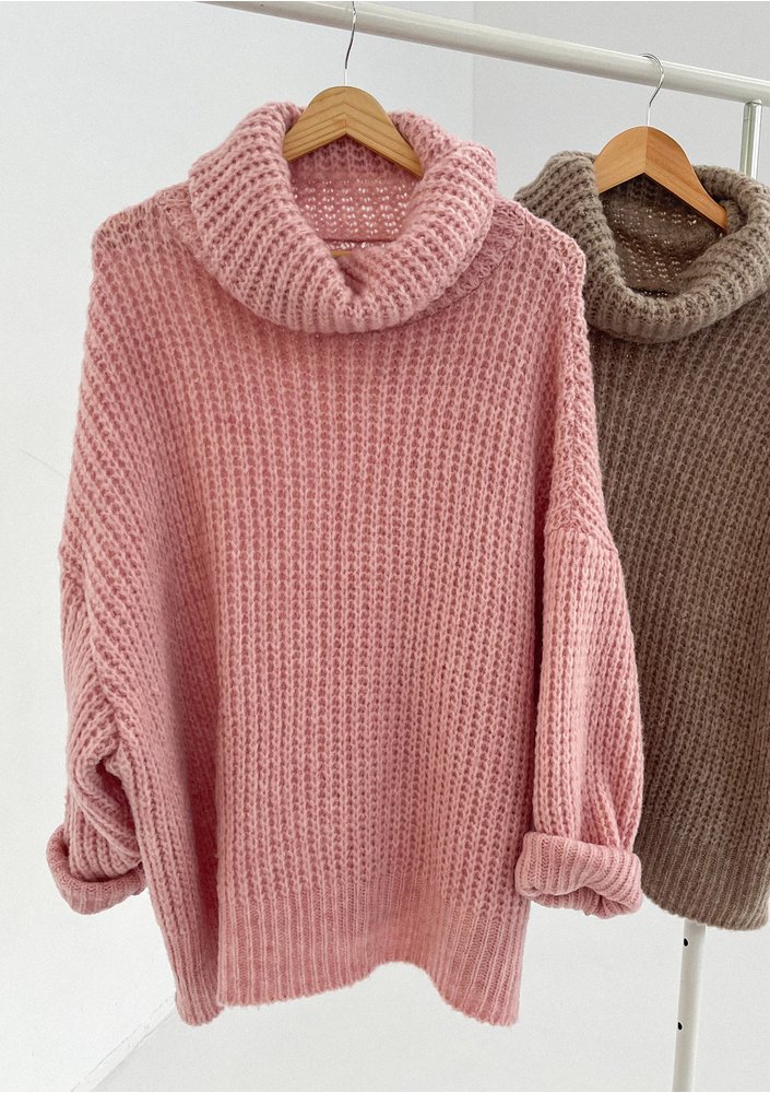 Stor - Powder pink oversize turtleneck sweater
