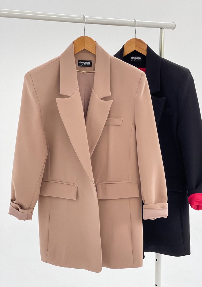Gia - Nude blazer