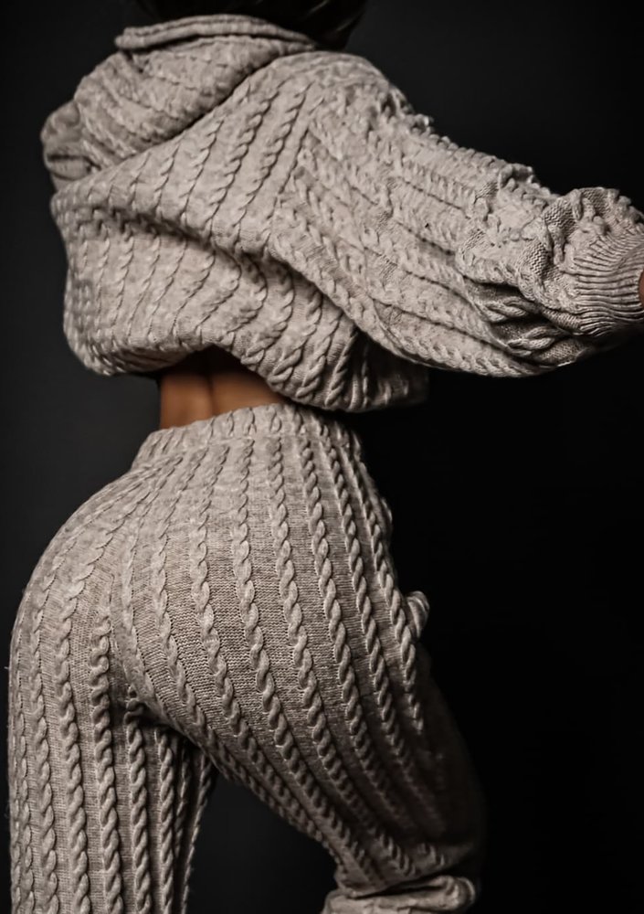 Espen - Beige knitted hoodie