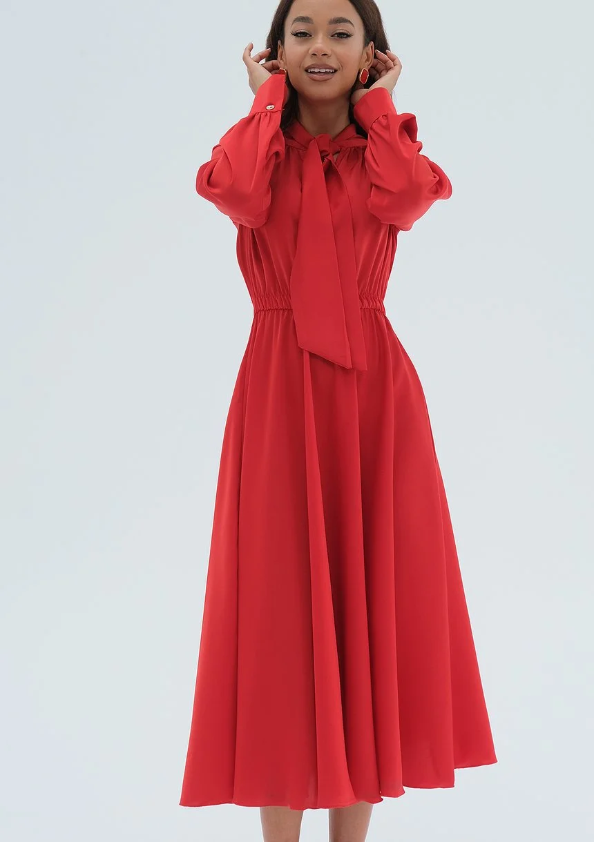Laura - Satynowa sukienka z wiązaniem Czerwona