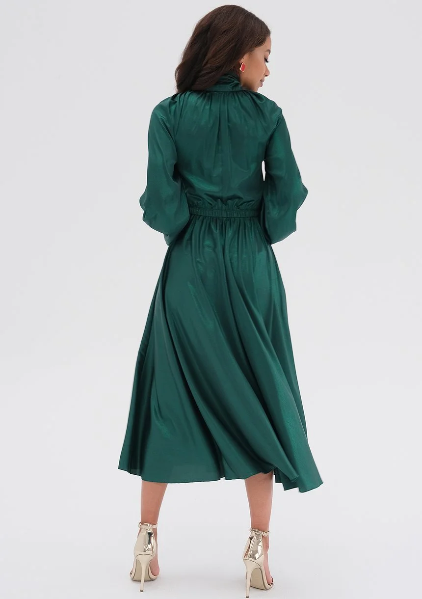 Laura - Satynowa sukienka z wiązaniem Zielona