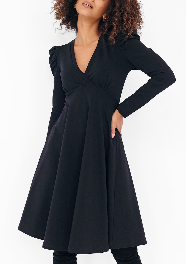 Jenna - Black flared dress