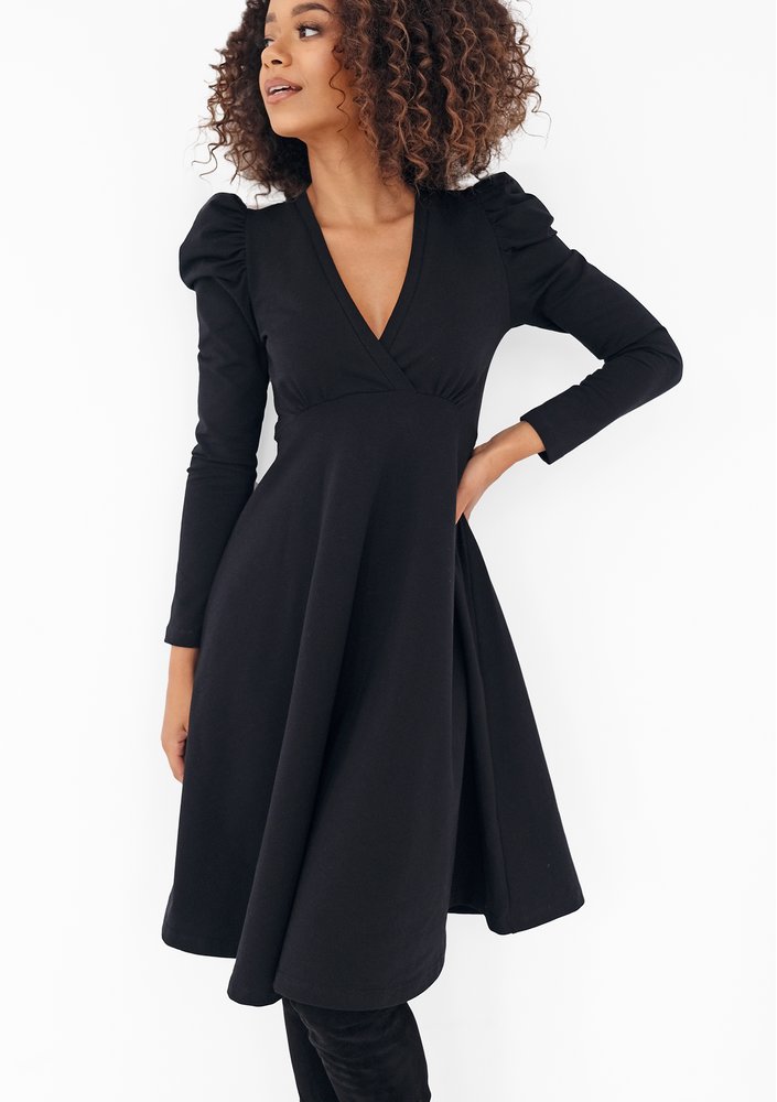 Jenna - Black flared dress