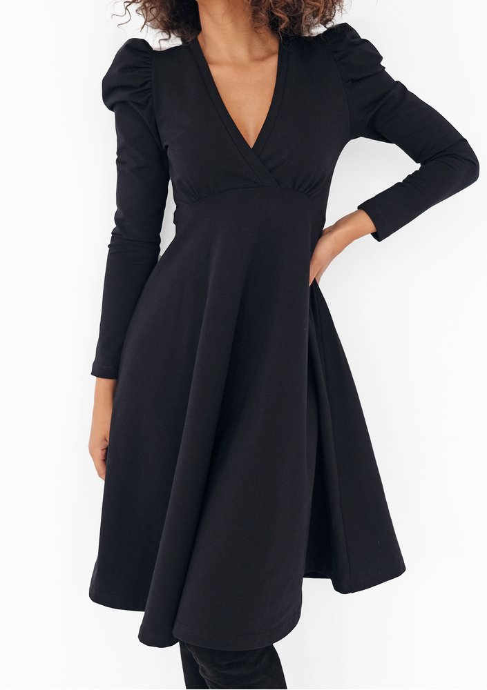 Jenna - Black flared dress