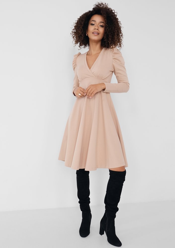 Jenna - Beige flared dress